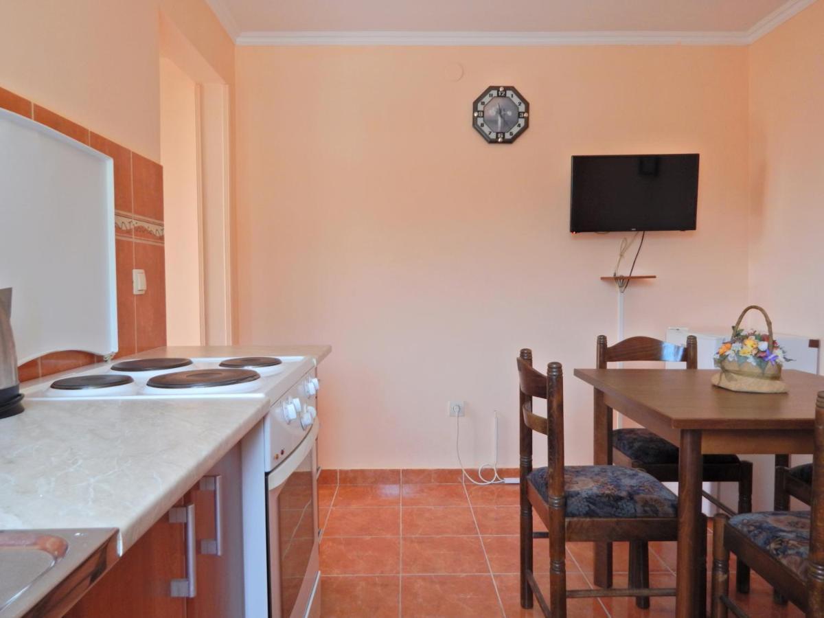 Apartmani Sindik ティヴァト エクステリア 写真